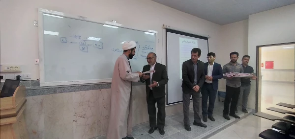 تبریک روز معلم به صورت سرزده در پردیس شهید مدرس ایلام  4