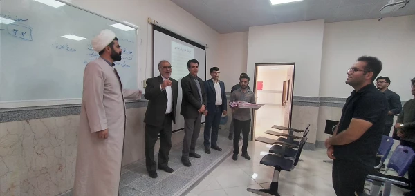 تبریک روز معلم به صورت سرزده در پردیس شهید مدرس ایلام  6