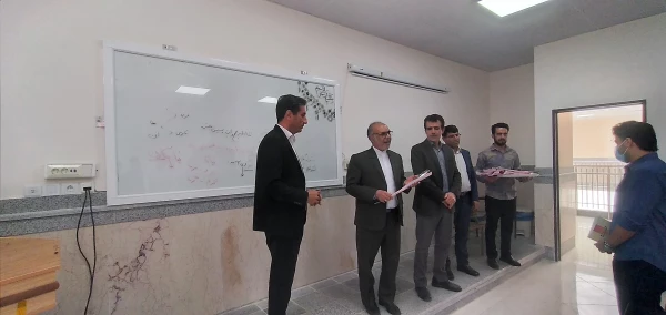 تبریک روز معلم به صورت سرزده در پردیس شهید مدرس ایلام  10