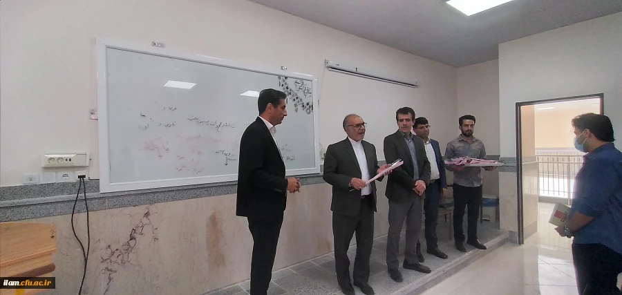 تبریک روز معلم به صورت سرزده در پردیس شهید مدرس ایلام  10