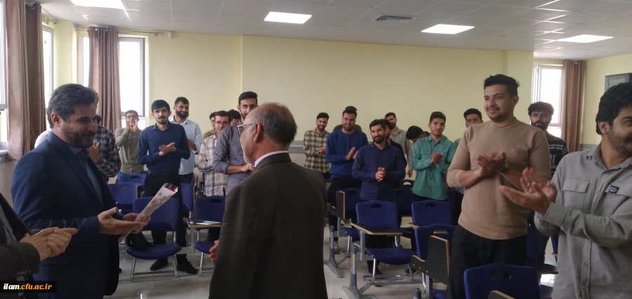 تبریک روز معلم به صورت سرزده در پردیس شهید مدرس ایلام  17