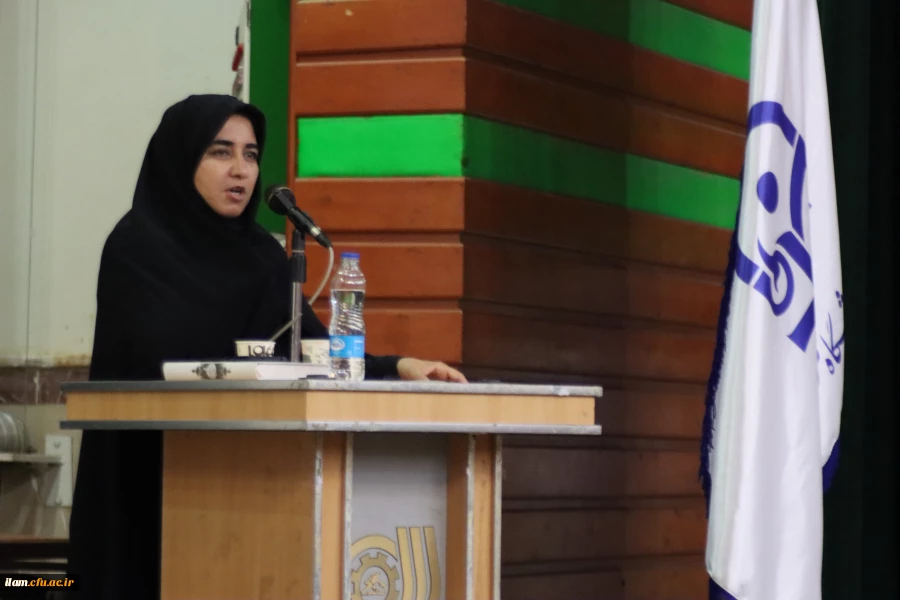 اقتدار امروز کشور نشئت گرفته از دانش جوانان کشور است که پرورش یافته کلاس درس معلمان هستند. 5