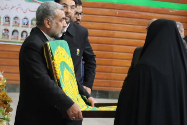 برگزاری آئین گرامیداشت روز معلم و دهه سرآمدی آموزش در دانشگاه فرهنگیان ایلام  2