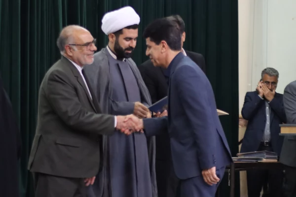 برگزاری آئین گرامیداشت روز معلم و دهه سرآمدی آموزش در دانشگاه فرهنگیان ایلام  10