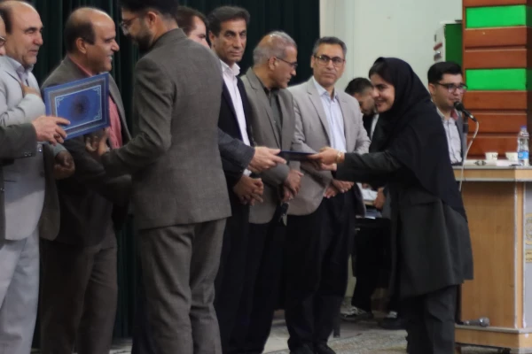 برگزاری آئین گرامیداشت روز معلم و دهه سرآمدی آموزش در دانشگاه فرهنگیان ایلام  11