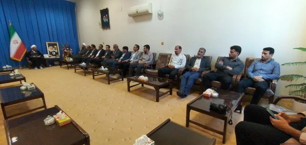 دیدار مسئولان، اساتید و کارکنان دانشگاه فرهنگیان ایلام با نماینده محترم ولی فقیه در استان و امام جمعه ایلام 4