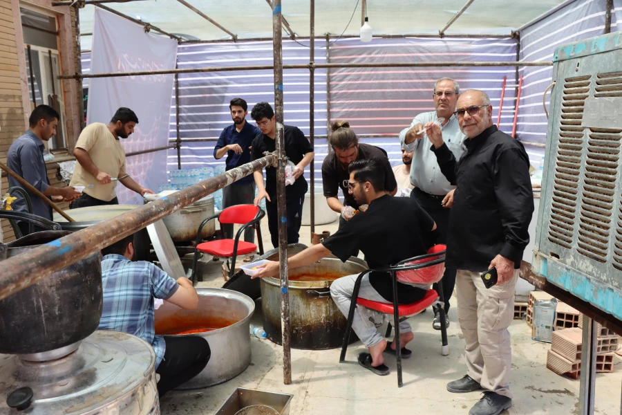 فعالیت شبانه روزی موکب الغدیر دانشگاه فرهنگیان ایلام 
 6