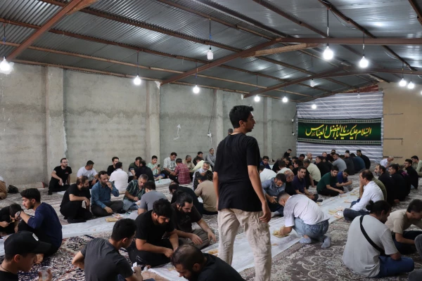 فعالیت شبانه روزی موکب الغدیر دانشگاه فرهنگیان ایلام 
 11