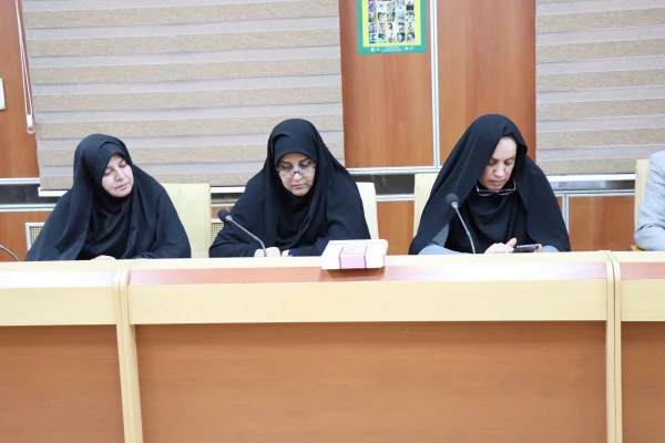  برگزاری جلسه هیئت امنای دانشگاه فرهنگیان استان ایلام 6