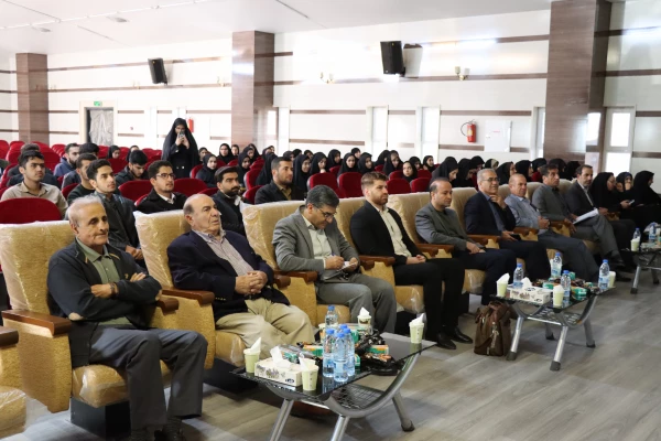 برگزاری روز علوم اجتماعی به مناسبت ۱۲ آذر ماه (سالروز بزرگداشت دکتر غلامحسین صدیقی)   5