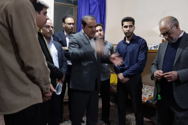 نقد صریح دانشجویان برای ما شیرین است / دانشگاه فرهنگیان باید مسئله محور وارد توسعه استان شود 8