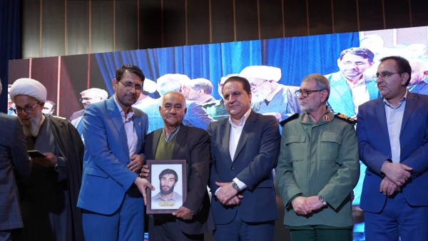 یاد و خاطره این شهدای دانشجومعلم باید به عنوان الگوهای عملی، به ویژه برای جامعه معلمان و تربیت یافتگان این حوزه، همواره زنده بماند. 14